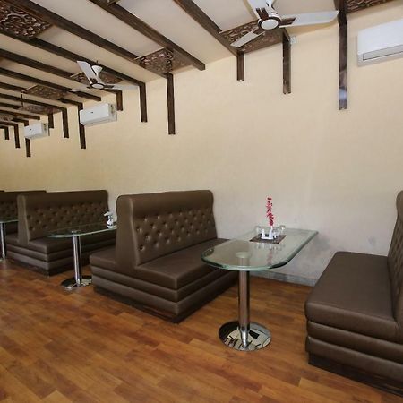 Oyo 38414 Rain Basera Resort Jabalpur Esterno foto