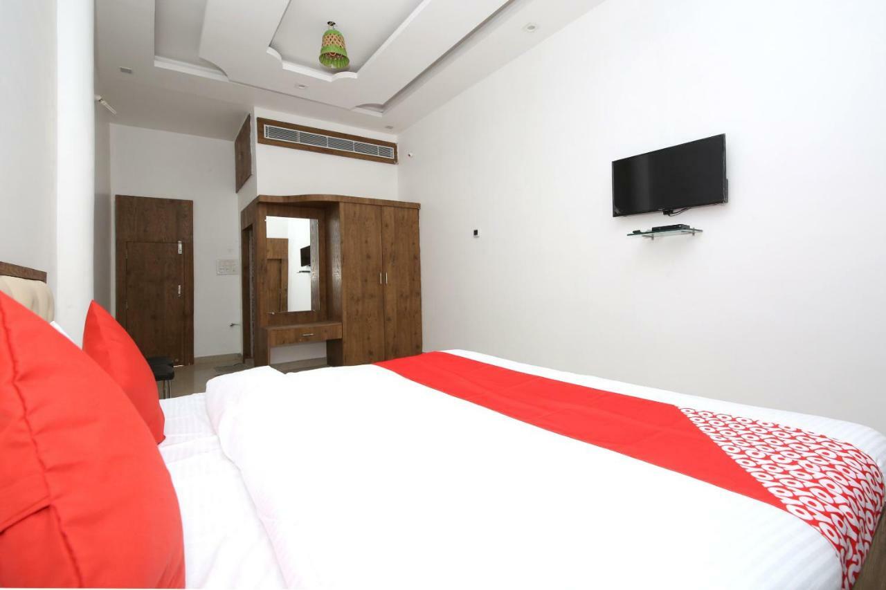 Oyo 38414 Rain Basera Resort Jabalpur Esterno foto
