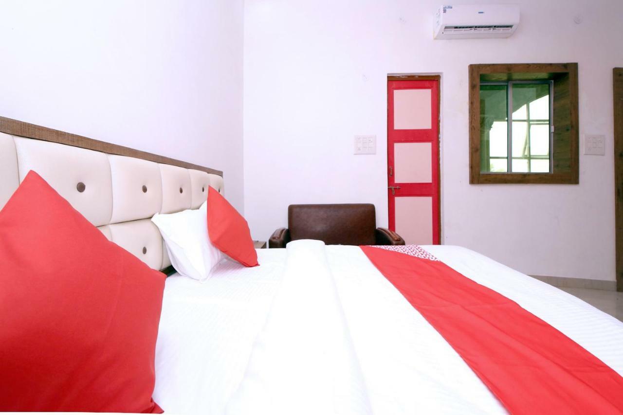 Oyo 38414 Rain Basera Resort Jabalpur Esterno foto